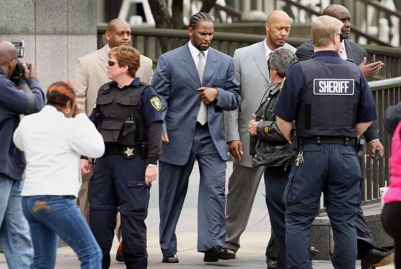 The Love Central - r-kelly-leaving-trial The Love Central -