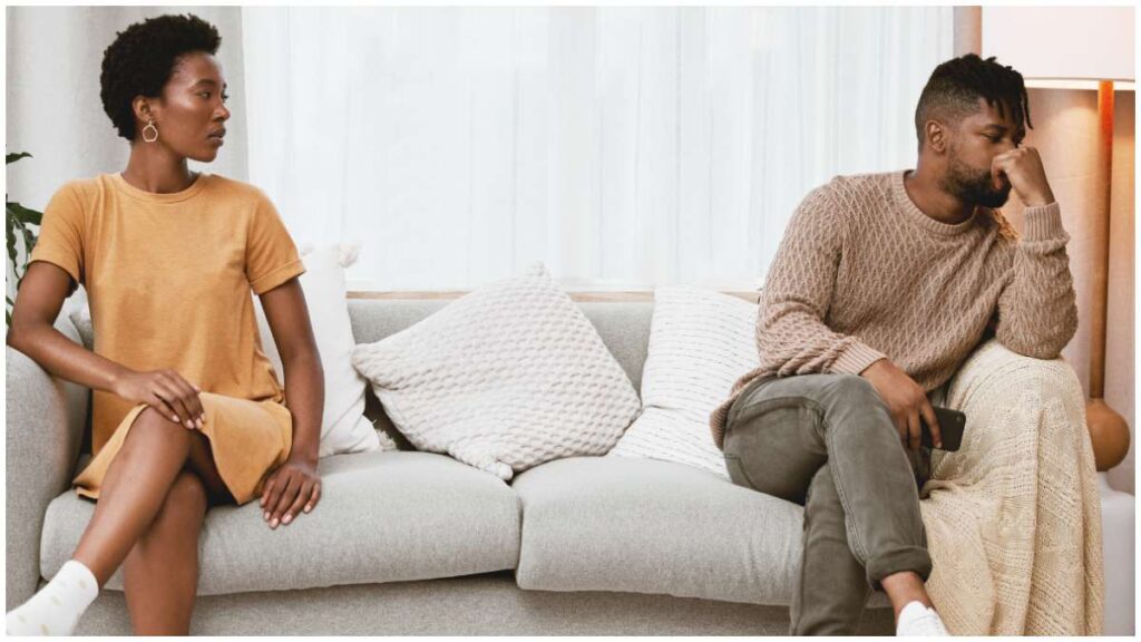 The Love Central - couple-8 Bitter divorce/couple/co-parenting