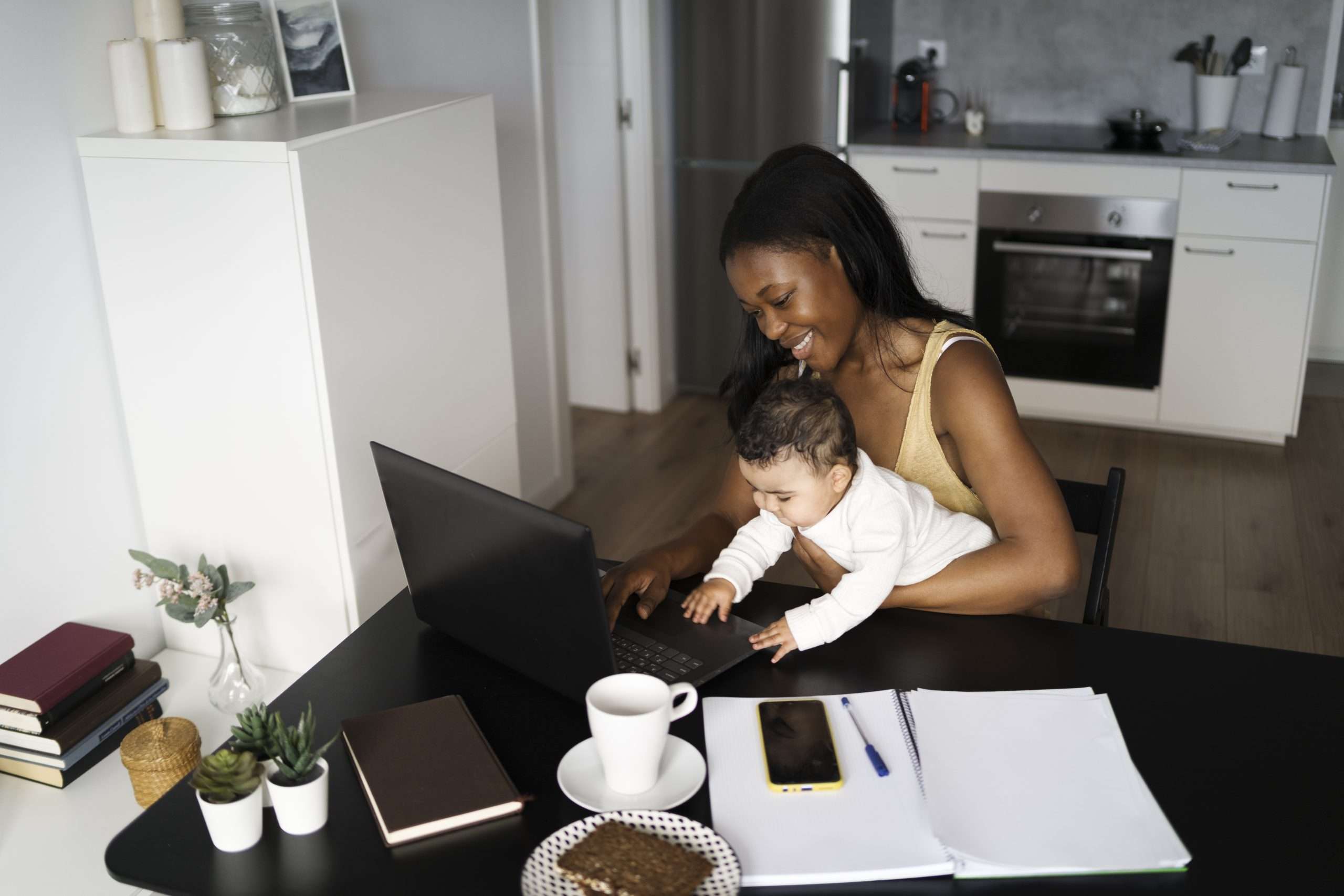 Hack Your Parenting Life: Productivity Tips for Moms and Dads on the Go