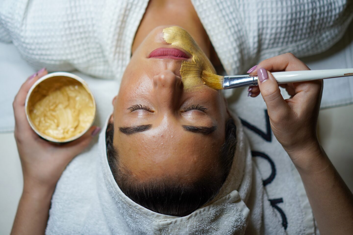 A Step-by-Step Guide to Making Your Home-Made Banana Face Mask in 10 Minutes
