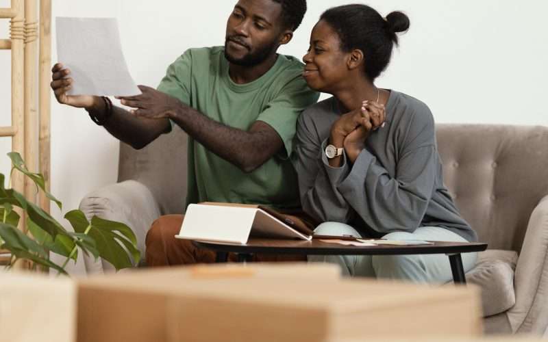 How to Navigate Financial Transparency and Trust in a Joint Account