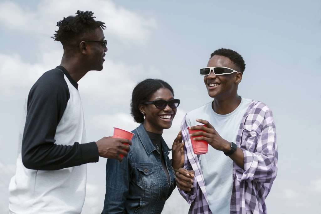 The Love Central - Make-New-Friends The Love Central -