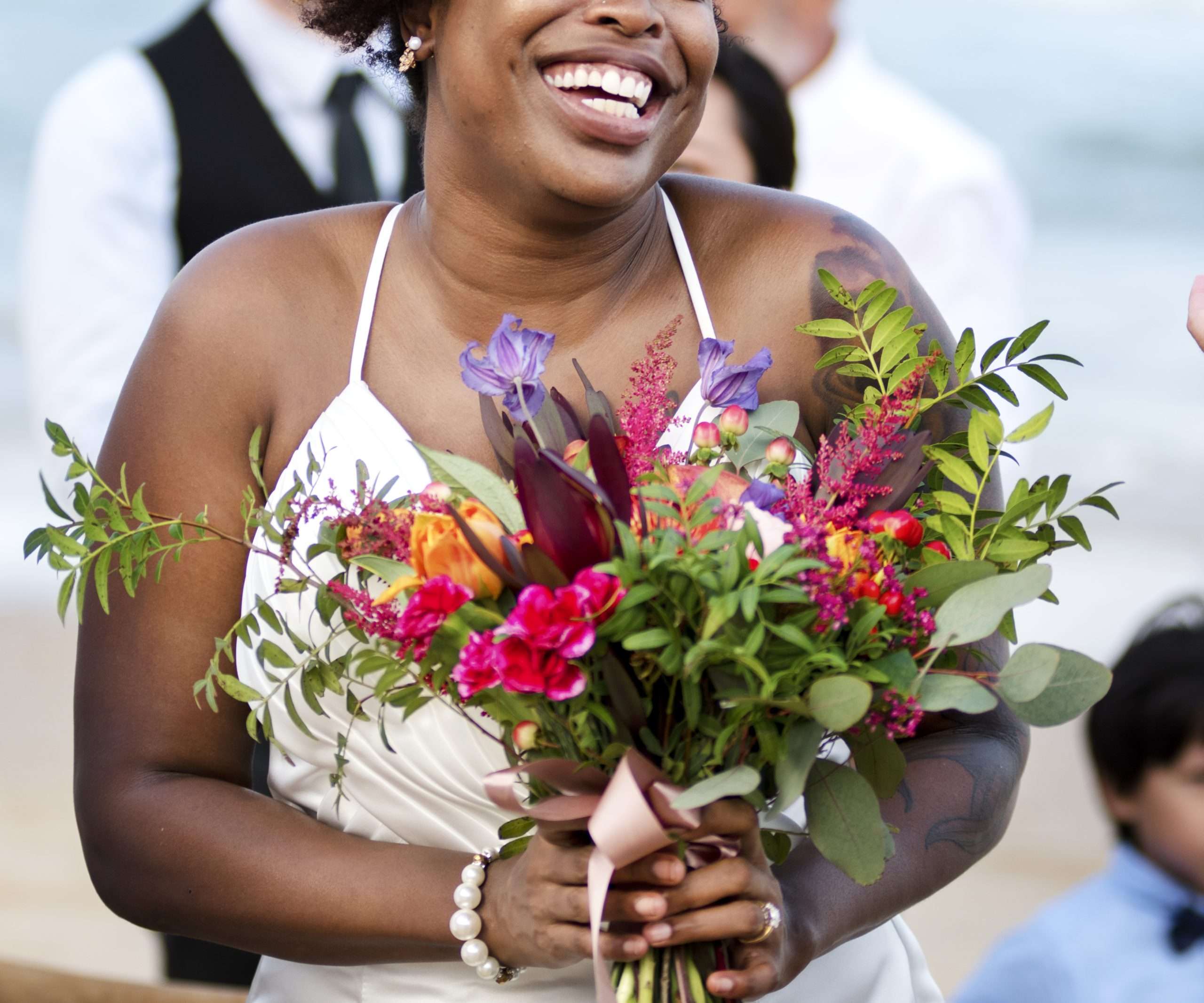 The Love Central - The Pros and Cons of Having a Themed Wedding