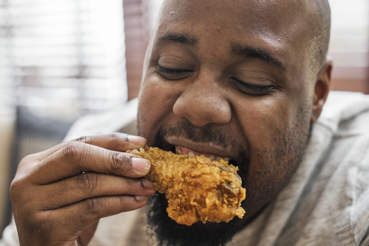 How to Avoid Overeating and Stay Fit During the Holiday Season