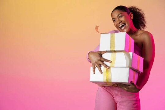 10 Last-Minute Gifts Guaranteed to Make You the Holiday Hero