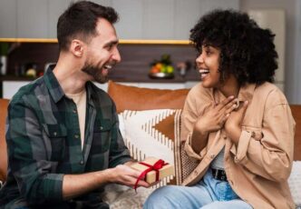 5 Ways to Make This Christmas Extra Special for Your Partner