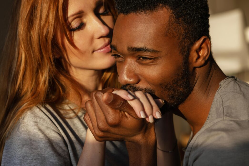 The Love Central - 4 Relationship Resolutions That Will Stick