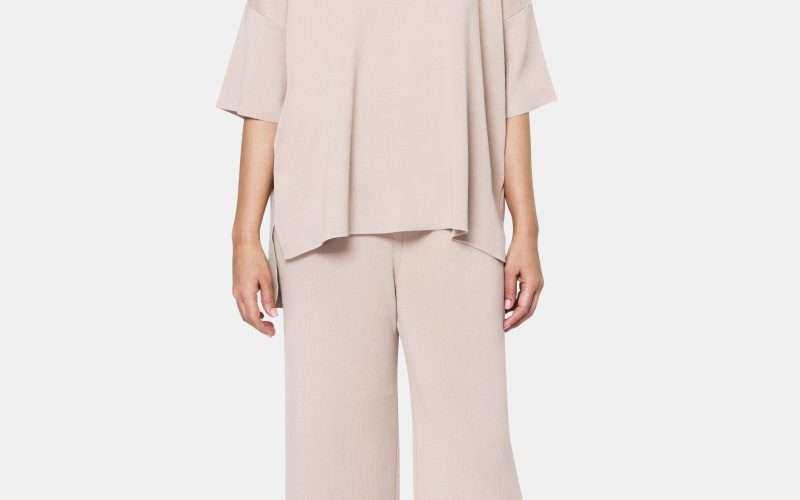 How to Mix and Match the Co-ord Sets Trend with Your Existing Wardrobe