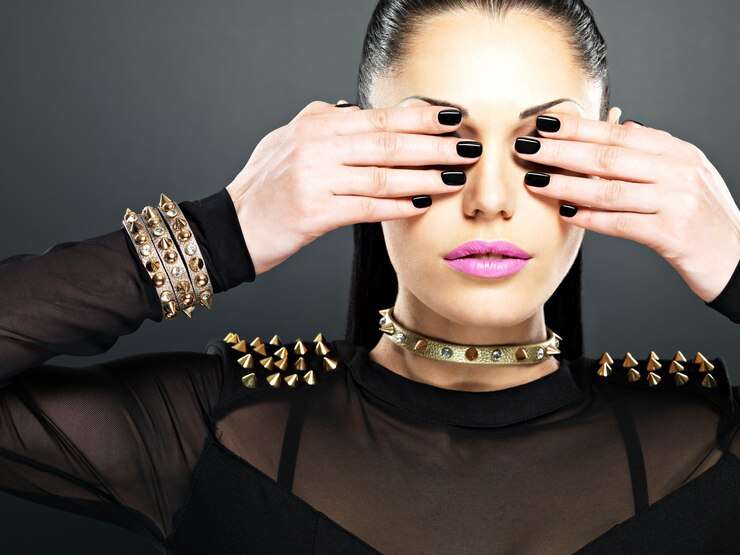 How to Spot a Fake: The Ultimate Guide to Identifying Counterfeit Luxury Items