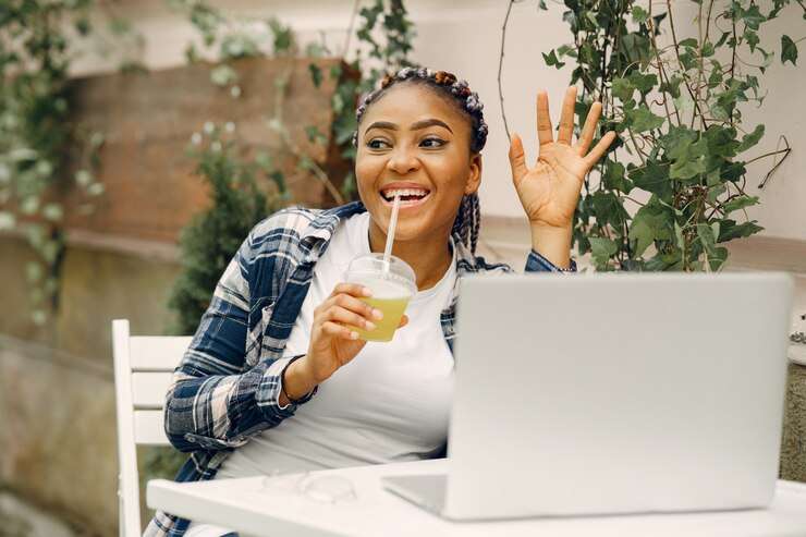 The Love Central - TLC-Thriving-Online-Side-Hustle The Love Central -
