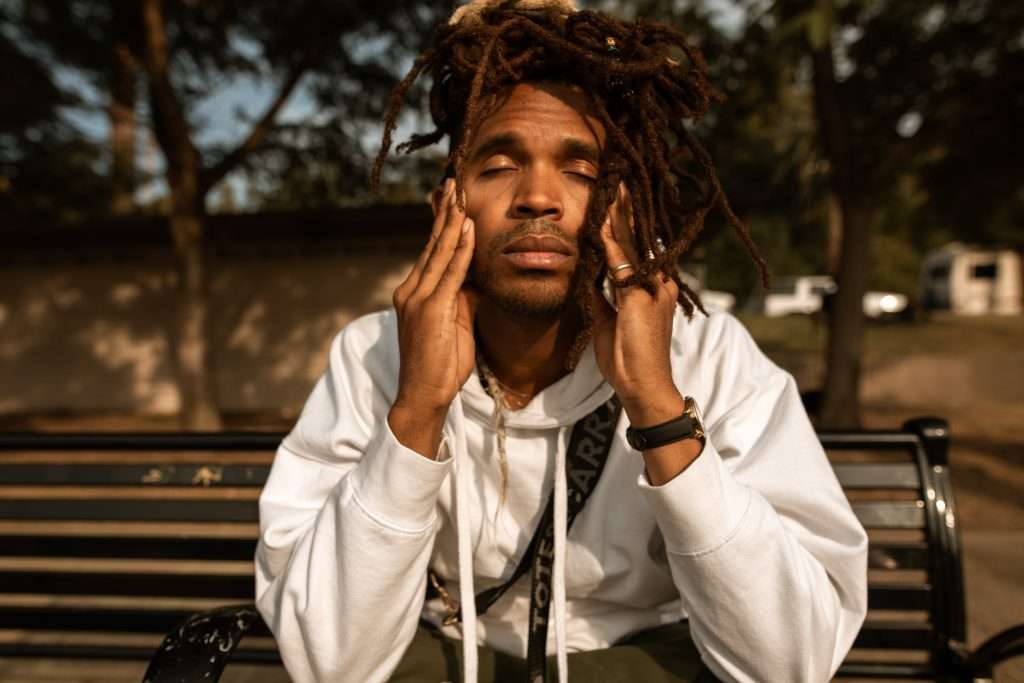 The Love Central - prioritize your mental health over toxic relationships 3 How to Prioritize your Mental Health Over Toxic Relationships
