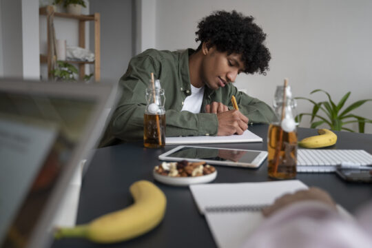 5 Easy Steps to Learn New Skills and Tools for Your Side Hustle