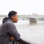 The Love Central - 5 Simple Strategies to Overcome Loneliness in a Hyperconnected World