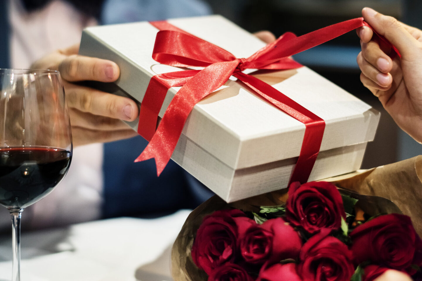 The Best Gifts for Your Spouse on Valentine’s Day