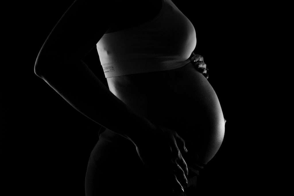 The Love Central - The Hard and Happy Moments of Surrogacy The Hard and Happy Moments of Surrogacy