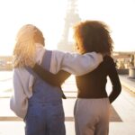 The Love Central - What Makes a Good Friend and How to Be One