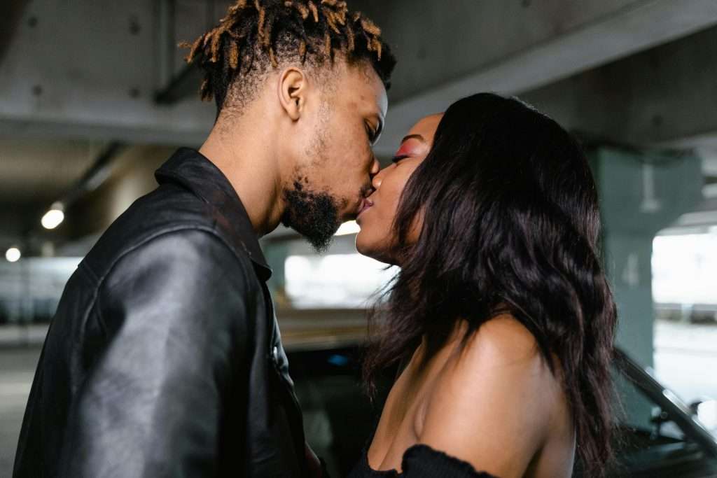 The Love Central - How Black Matchmakers Are Redefining Love and Dating The Love Central - Beyond "Swiping Right": How Black Matchmakers Are Redefining Love and Dating