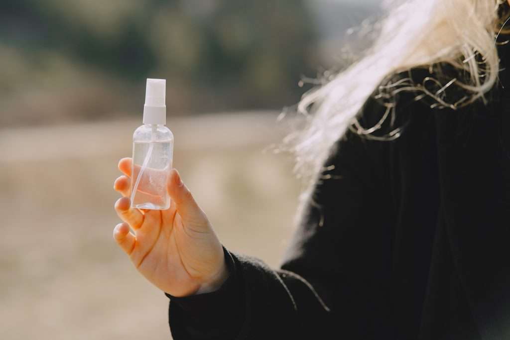 Quick Fixes for Bad Breath When You're Out and About