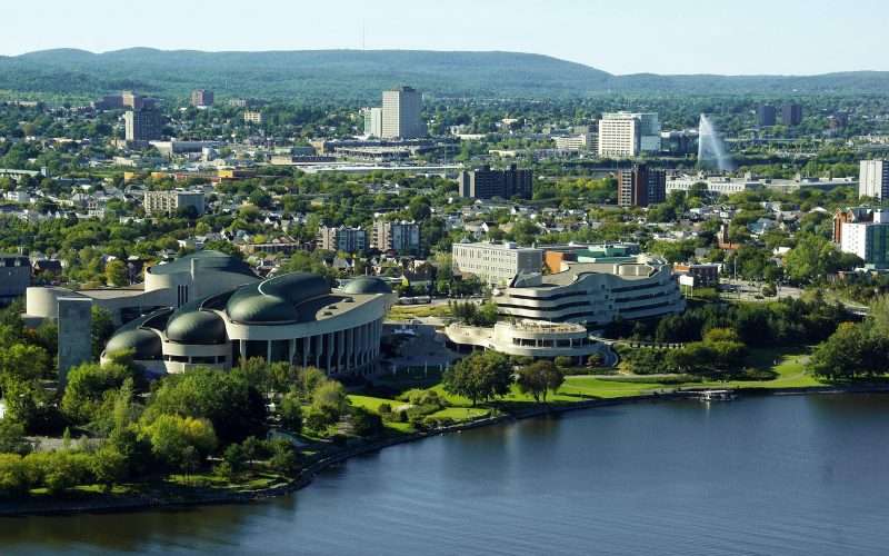 The Best of Ottawa: From Gourmet Bites to Unique Shopping Experiences