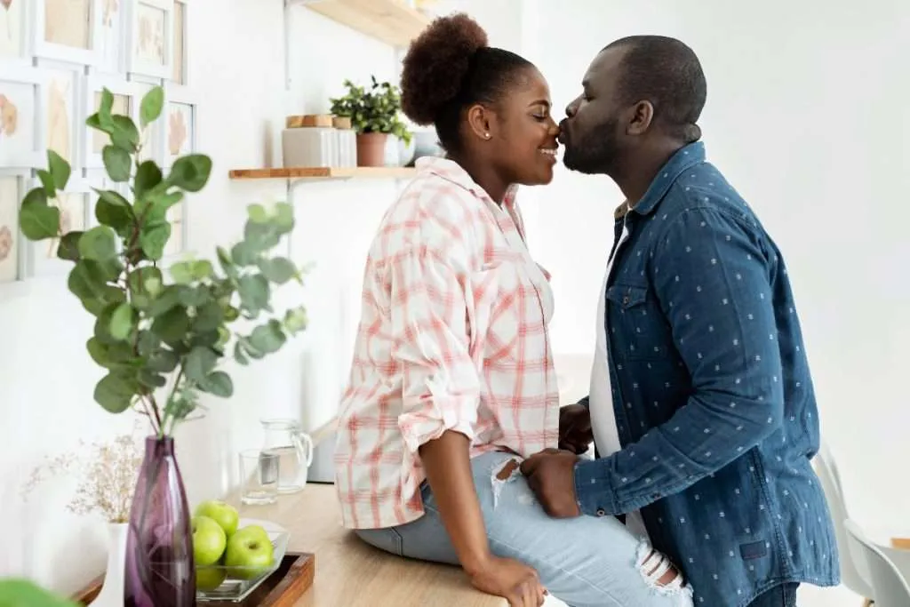 The Red Flags vs. Green Flags in a Relationship