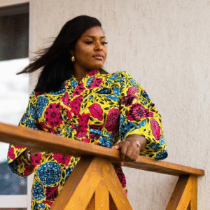 The Love Central - A beautiful Afruican lady dressed in Ankara