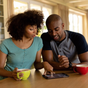 The Love Central - Splitting Bills: A Feminist Trap or a Fair Deal? The Love Central - Couple on a date