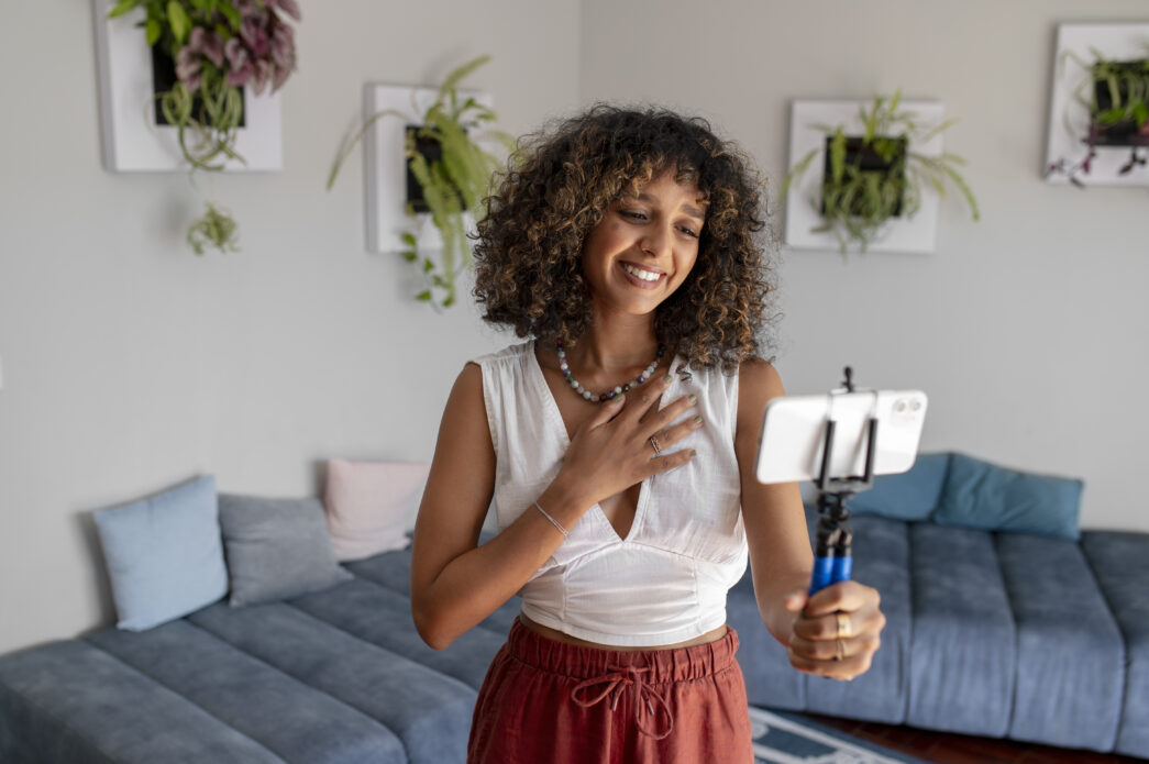 The Love Central - Dressing for Virtual Dates: Nailing Your Look on Video Calls