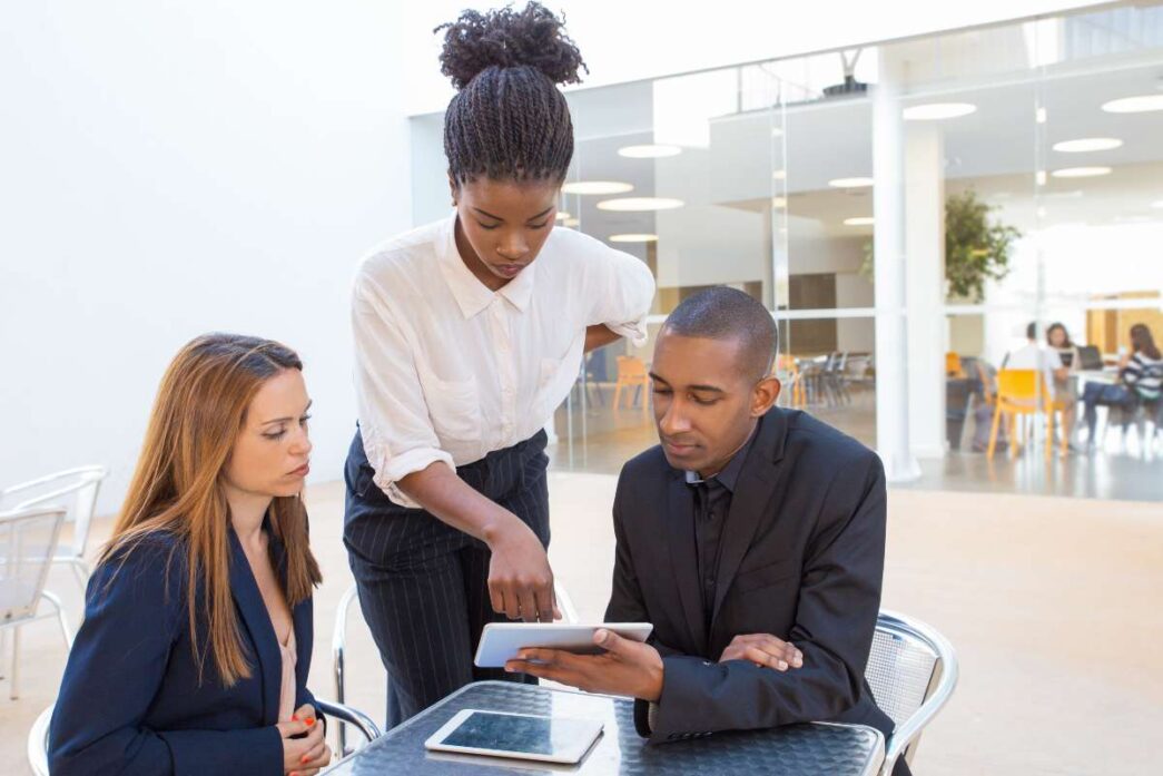 The Love Central - coindependent or hyperindependent