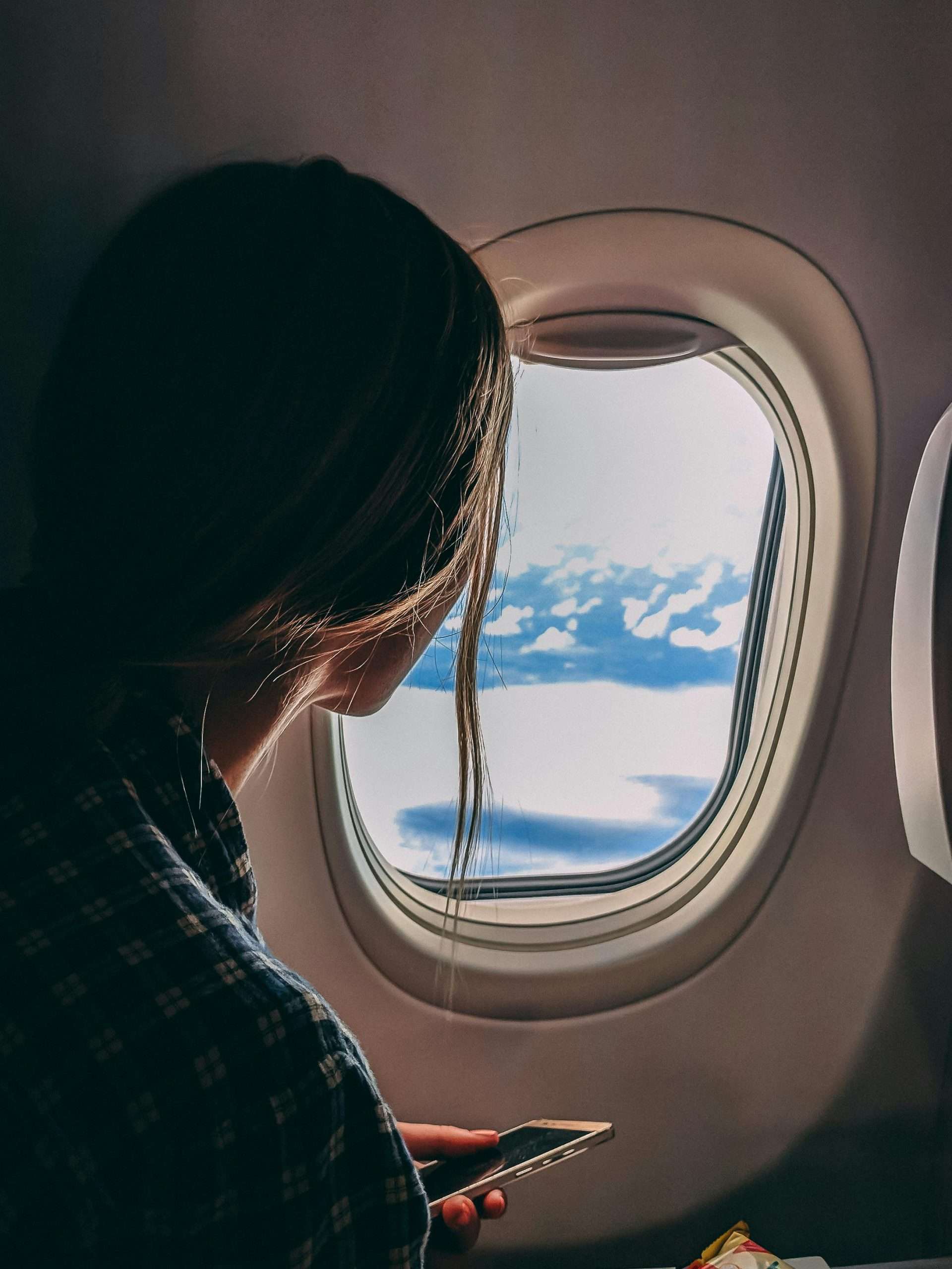 The Love Central - Travel Tips: How to Fly Comfortably During Pregnancy 