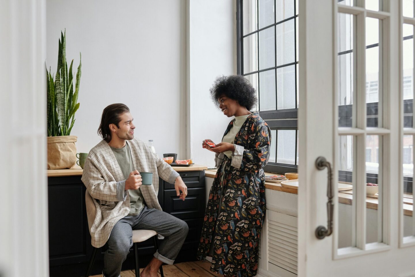 How to Spark Meaningful Conversation Over Breakfast (Even When You’re Both Running Late)