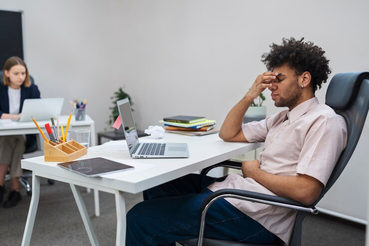 Don’t Power Through! The Science-Backed Power of Workday Breaks