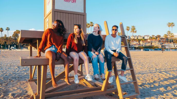 How to Socialize When You’re Traveling Solo 