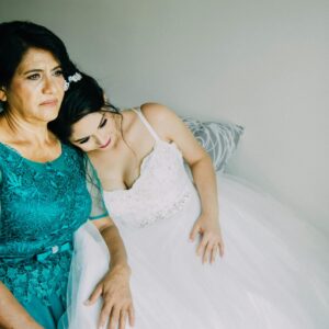 The Love Central - The Mother-of-the-Bride's Role: Supporting Your Daughter on Her Big Day