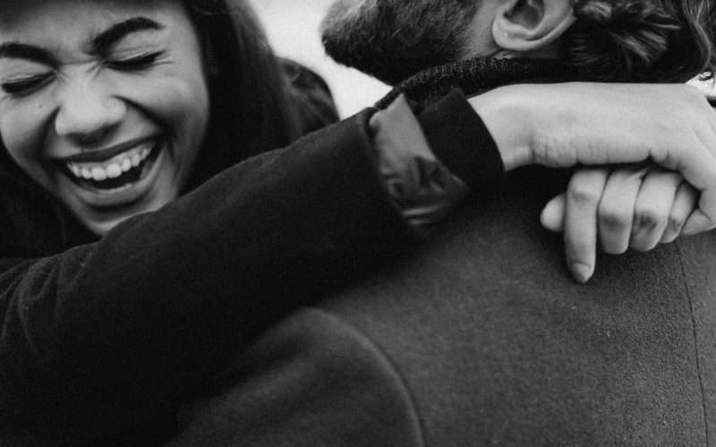 Wit in Love: When to Crack a Joke or Hold Back