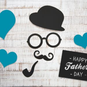 The Love Central - How to Celebrate Your First Fathers Day The Love Central - You Survived the First Year - How to Celebrate Your First Father's Day