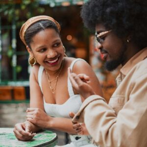 The Love Central - How to Read Social Cues in Modern Dating The Love Central - The Art of the Approach: How to Read Social Cues in Modern Dating