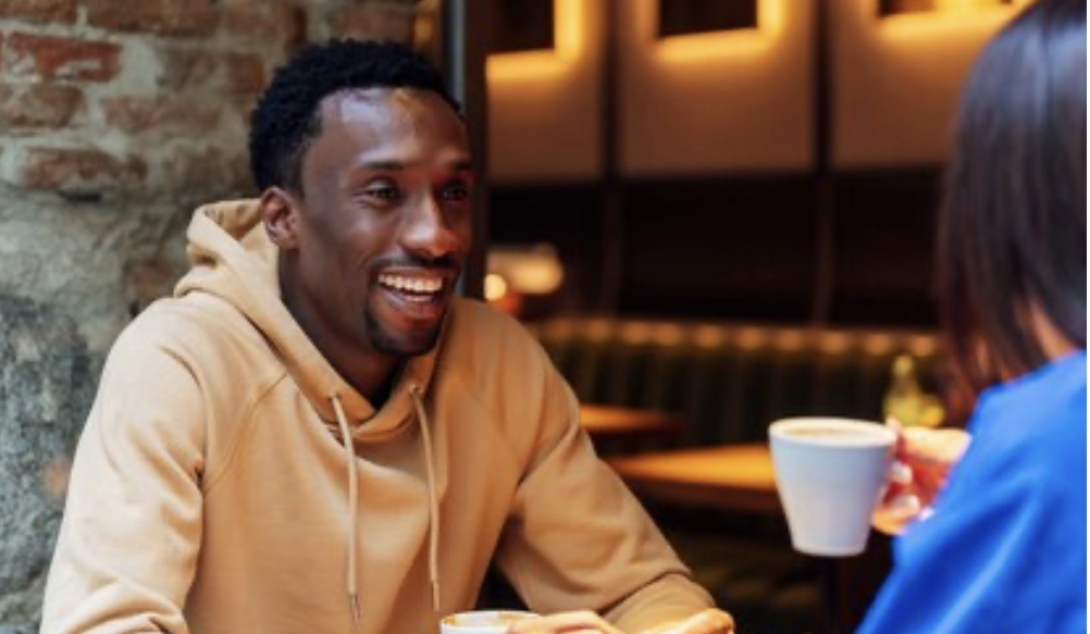 The Love Central - Initiating Romantic Connections Through Eye Contact The Look of Love: Initiating Romantic Connections Through Eye Contact