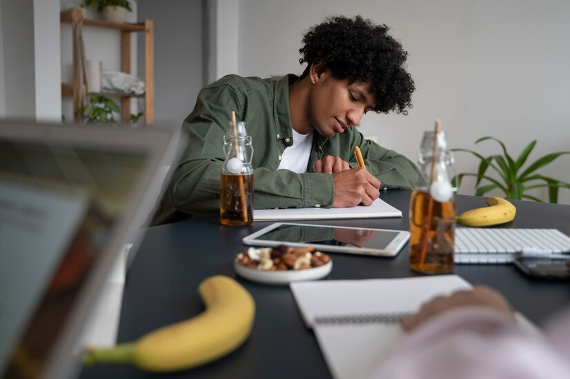 The Love Central - Self-Care for Students: Essential Tools to Beat Stress