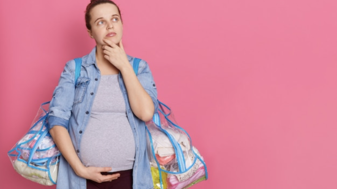 9 Often-Overlooked Items Every Pregnancy Bag Needs 2