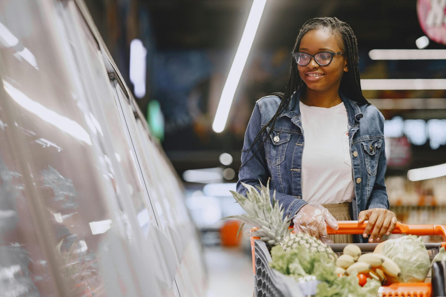 How to Shop Smart and Save Money at the Grocery Store