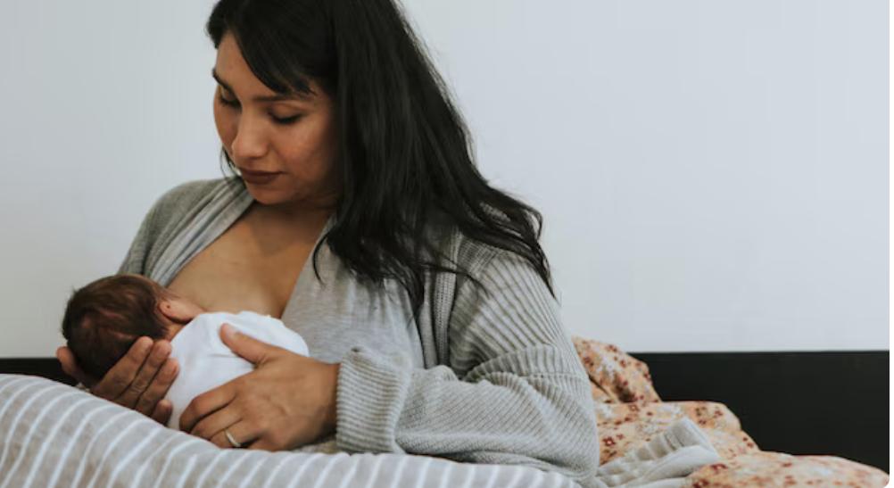 The Love Central - Overcoming Breastfeeding Anxiety 2 The Love Central -