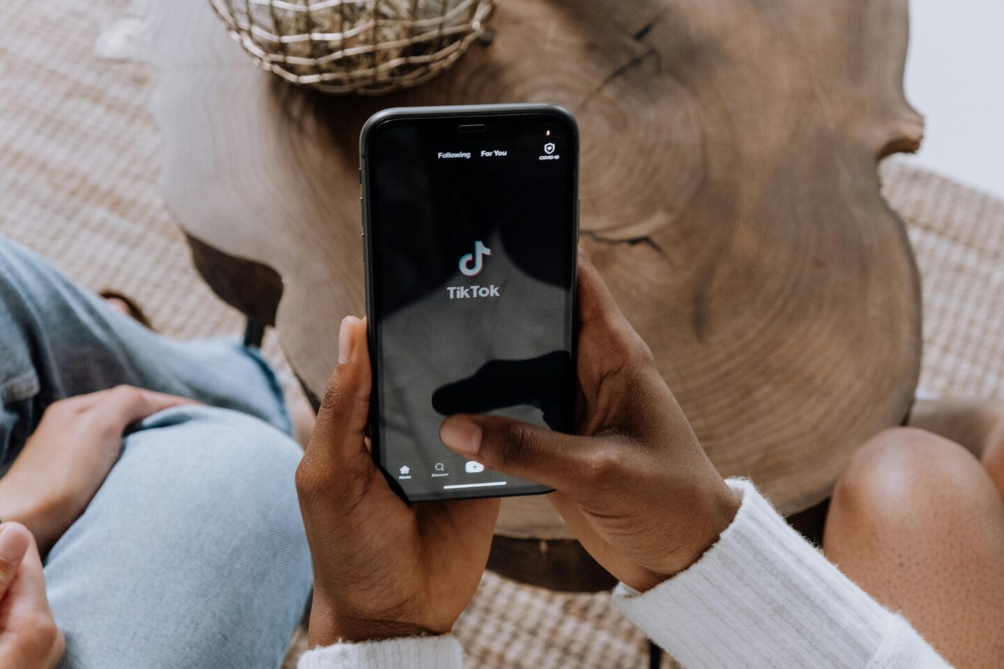 Missed Connections: Navigating Social Anxiety in the TikTok Era