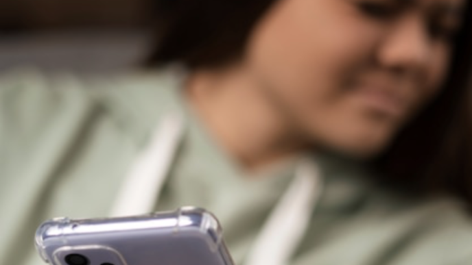 Toxic Friendships: 7 Red Flags in Social Media Interactions