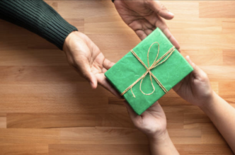 Why Expensive Gifts Won’t Win Her Heart: The Real Key to Love