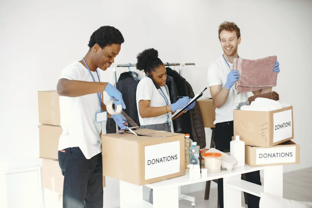 The Love Central - Is There an Ethical Way to Promote Charity on Social Media? Unraveling the Dos and Don'ts The Love Central - Group of charity workers