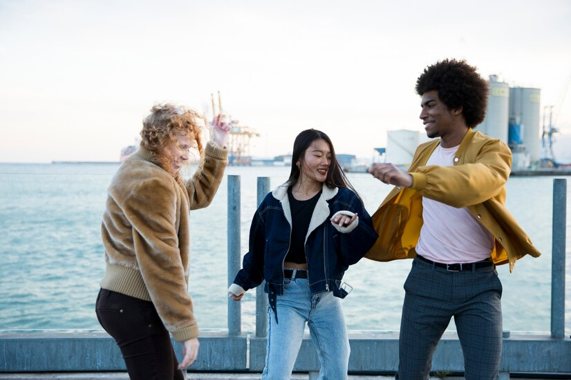 How to Make New Friends (Every Week)