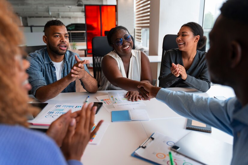 Best Day for Team Meetings: Monday or Midweek?