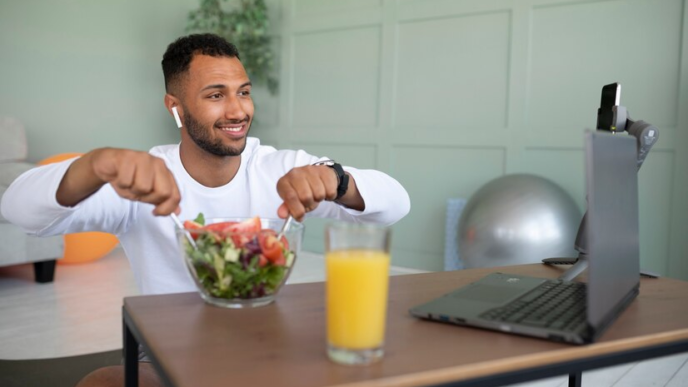 6 Ways to Stay Productive After Lunch