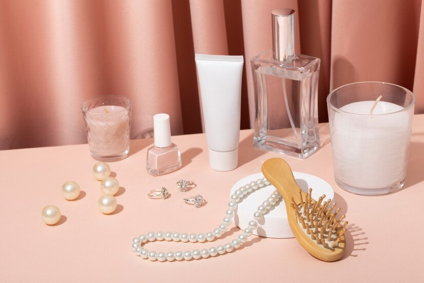 The Love Central - Female accessories