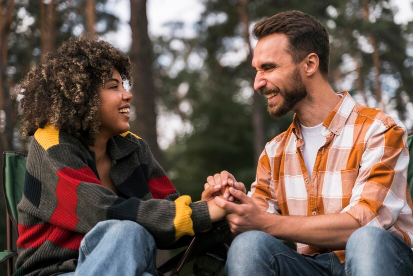 10 Fall Dates That Will Make Your Partner Melt